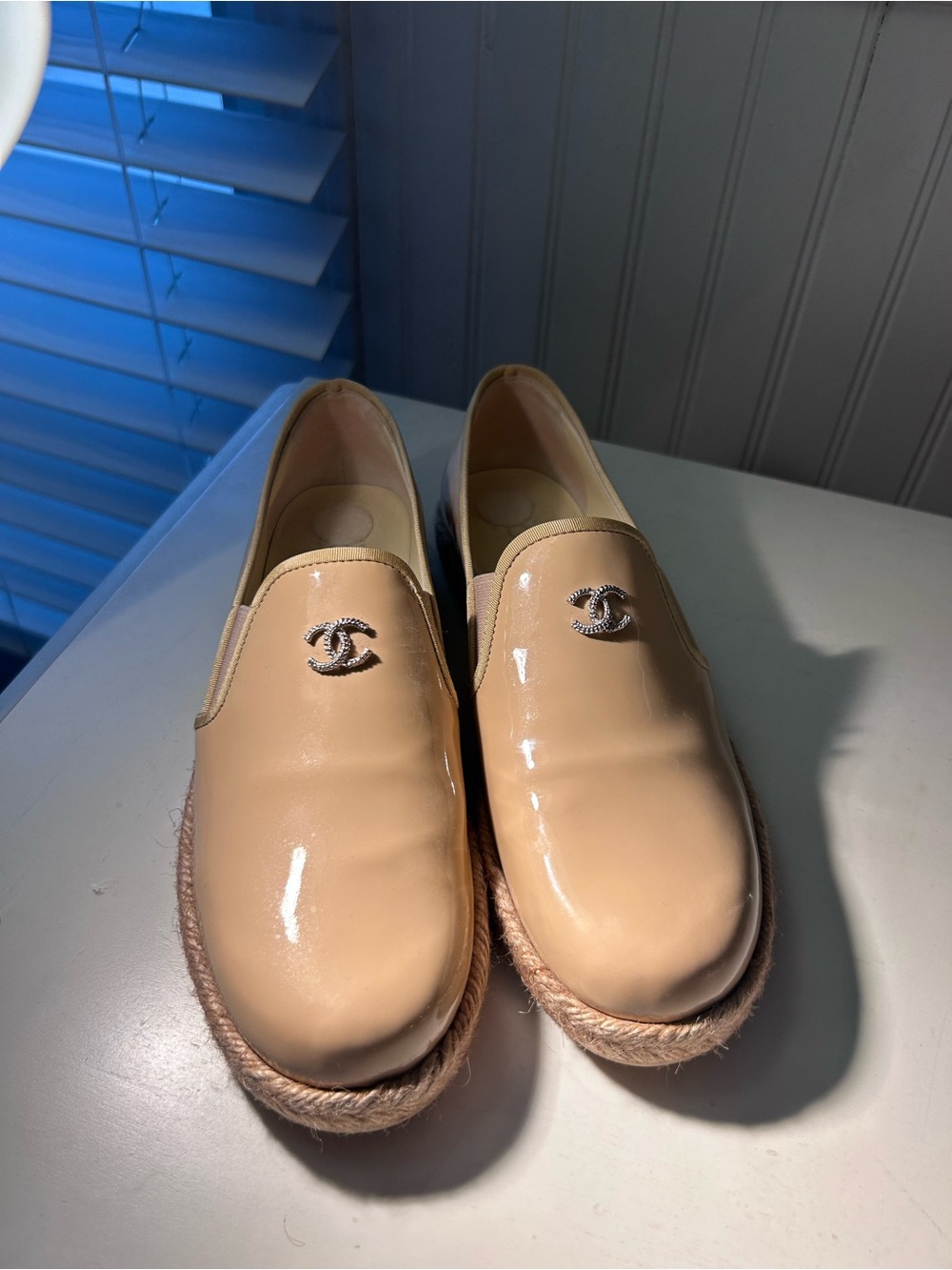 CHANEL Nude Patent Leather Espadrille Mules with CC Logo